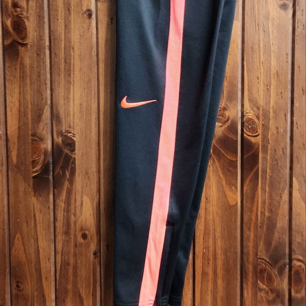 🆕️Nike Pants - Picture 3 of 10